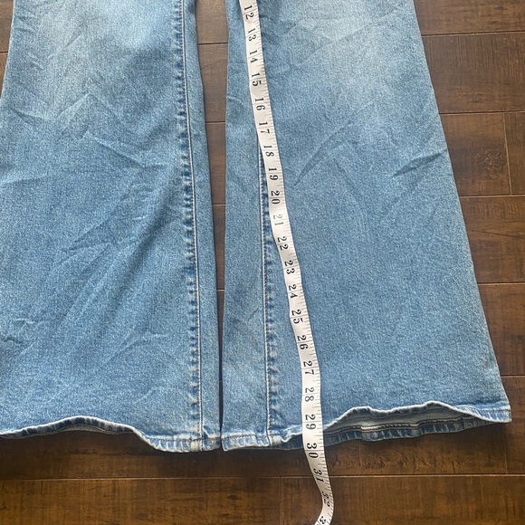 Madewell The Perfrct Vintage Flare jeans in Tarlow Wash - Picture 6 of 13